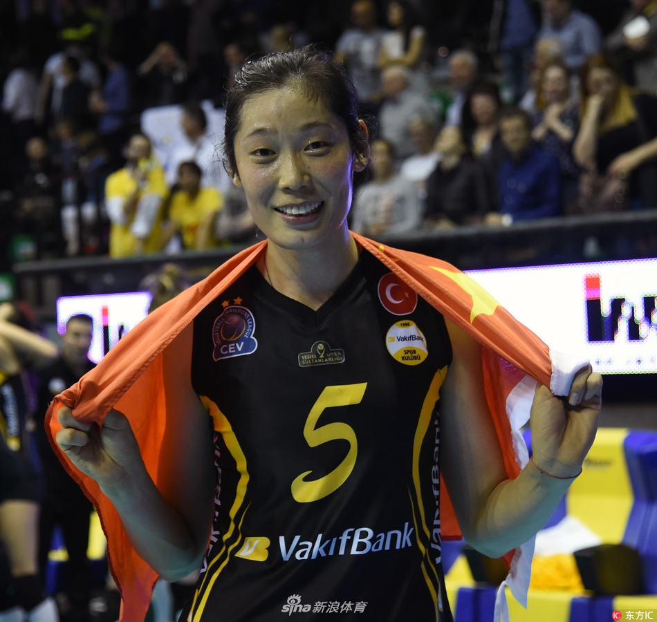 1xbit体育电竞-土耳其代表队在羽毛球赛场上展现实力