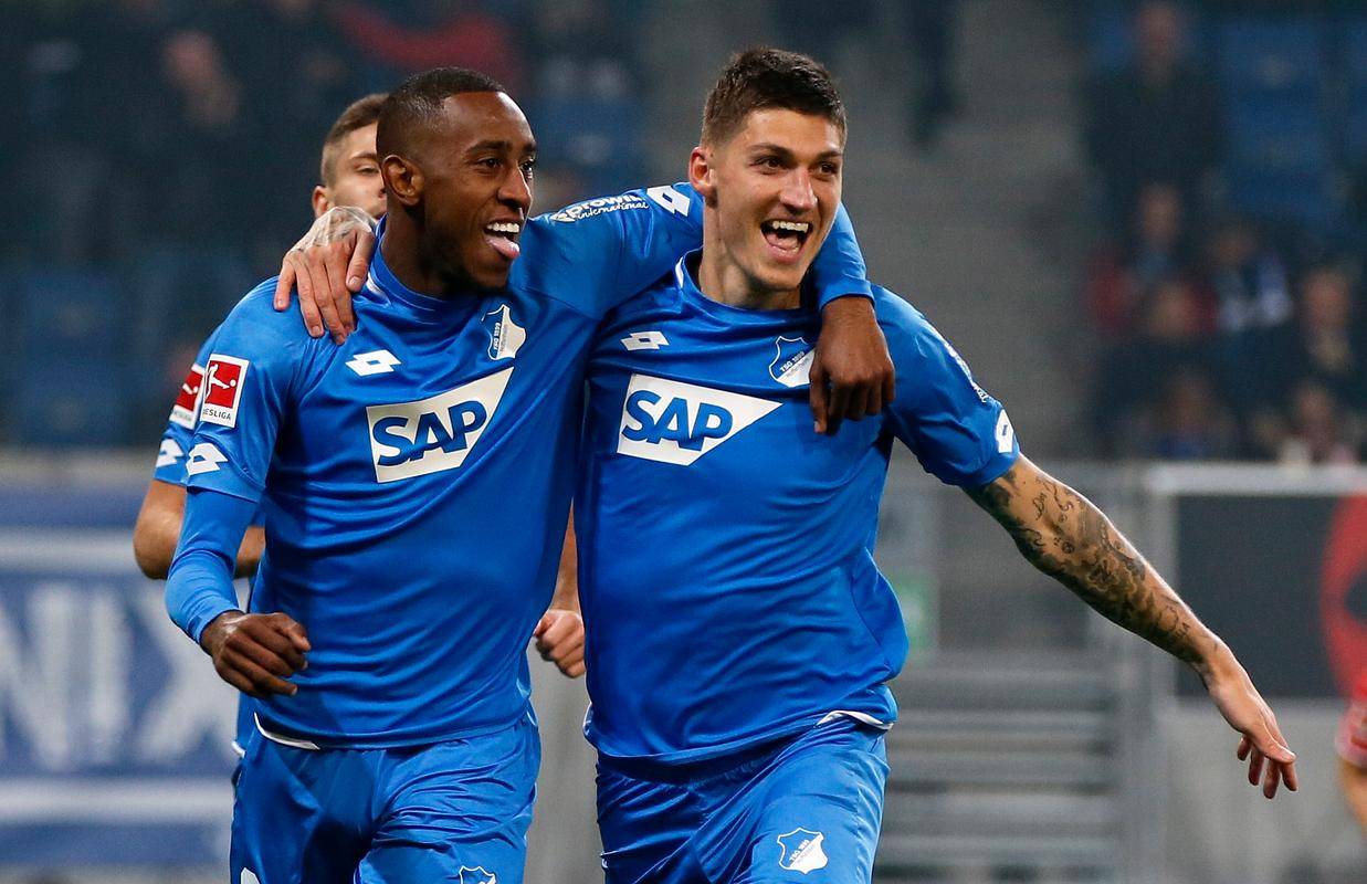 1xbit体育新闻-包含霍芬海姆壮举，轻松击败对手的词条