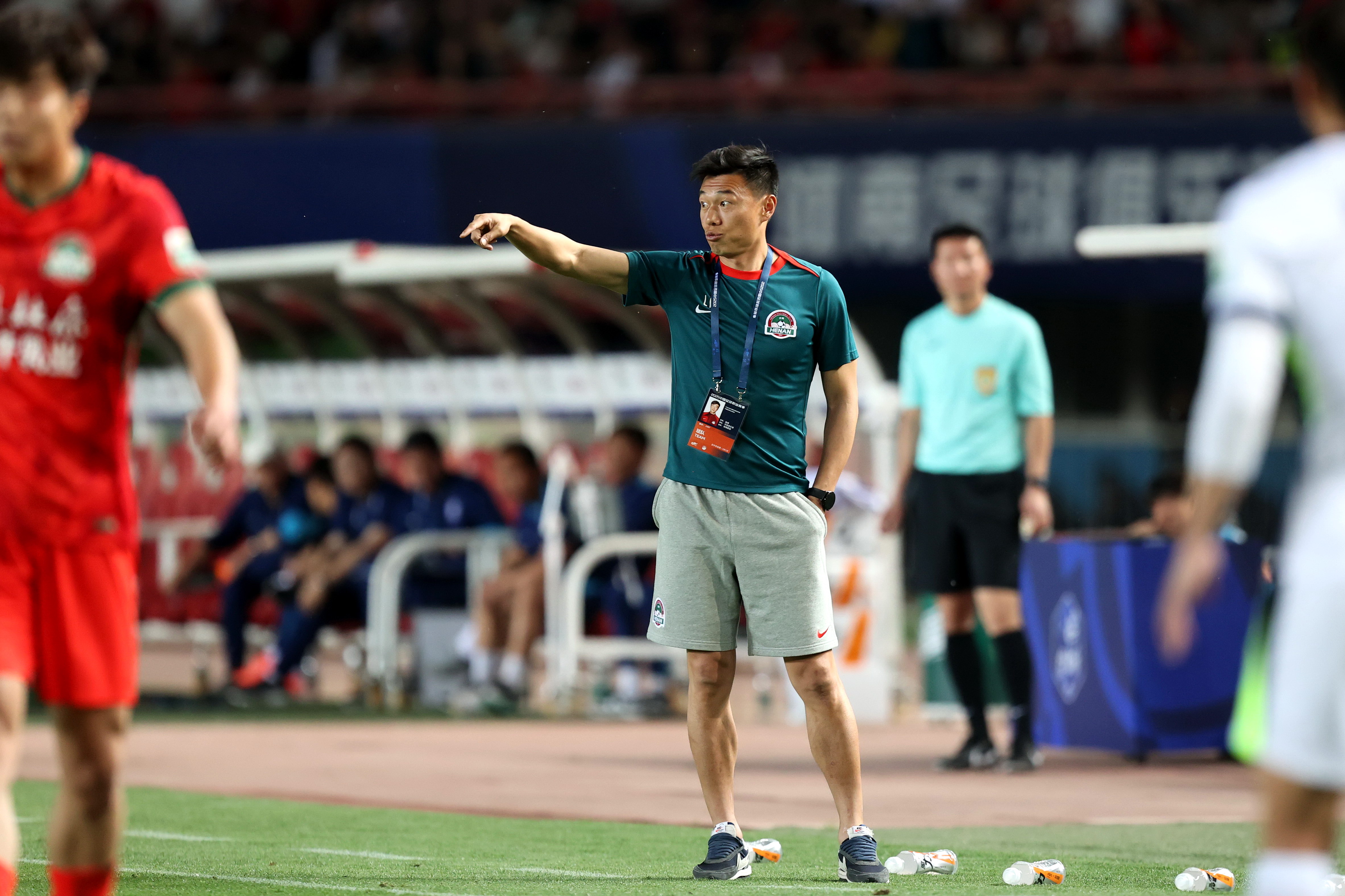 1xbit体育地址-中超球队球员训练态度端正，备战更显专业的简单介绍