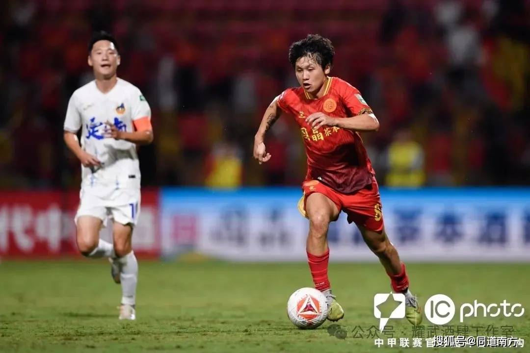 1xbit体育链接-关于只凭一脚射门，运动员为球队打入致胜一球的信息