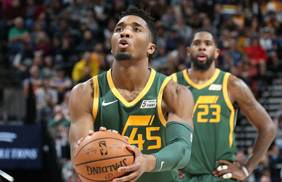 1xbit体育app-雄鹿擒下爵士，安戴托昆波火力全开的简单介绍