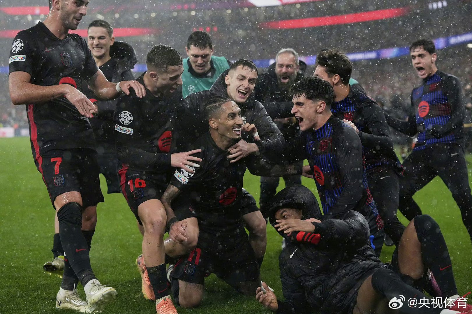 法国女足主场淘汰美国队