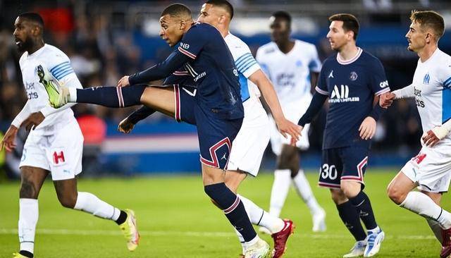 包含马赛全力以赴对阵尼斯，冲击前列的词条